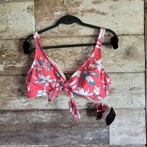 NWT Avenue Plus Size Swim Top